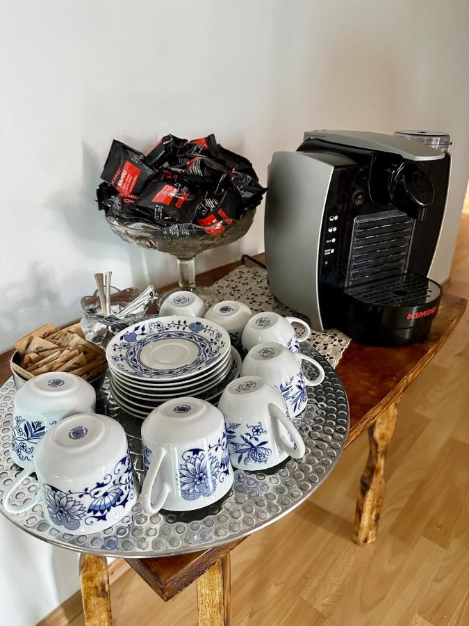 Karla'S House Bed and Breakfast Dobje pri Planini Eksteriør billede